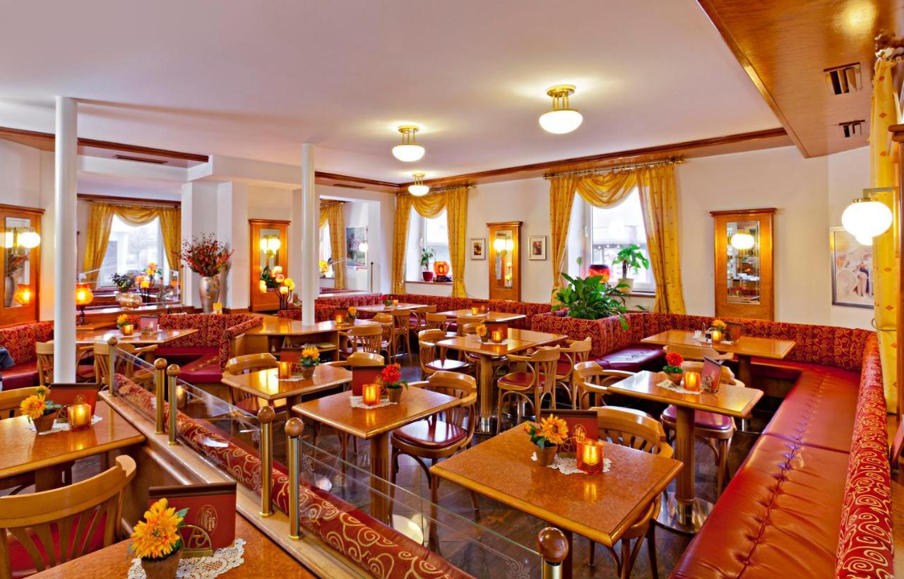 Hotel Greinwald Marktoberdorf Bagian luar foto