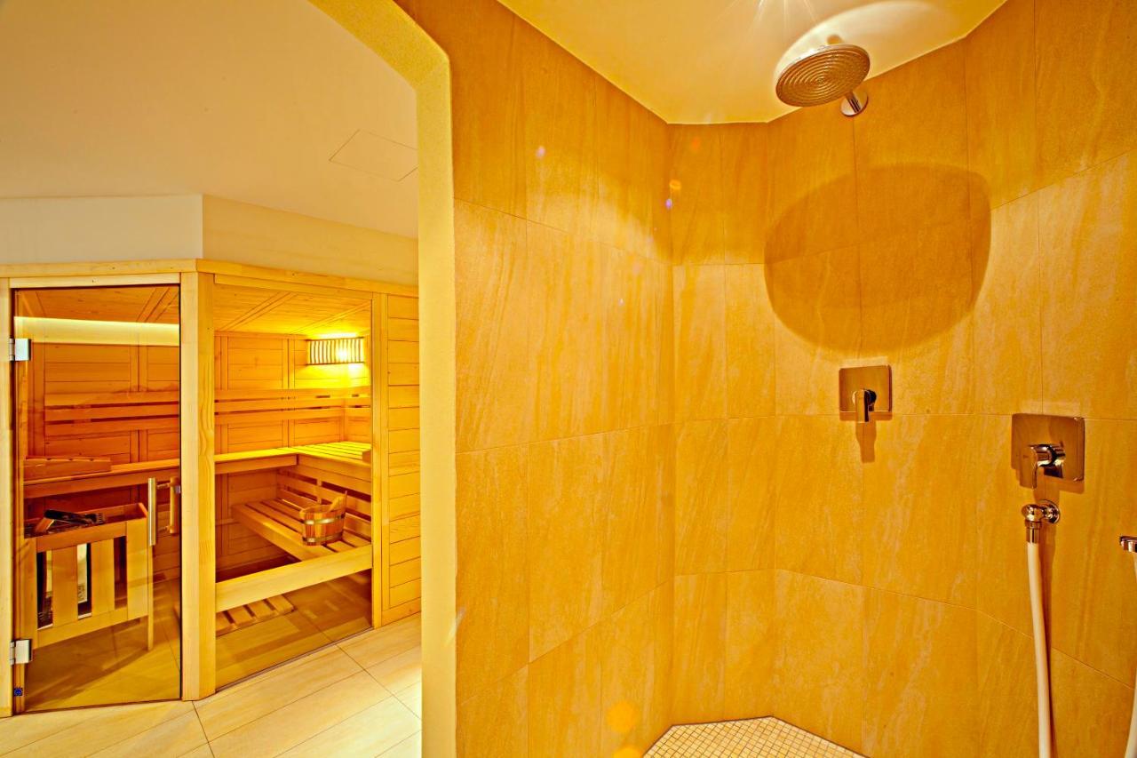 Hotel Greinwald Marktoberdorf Bagian luar foto