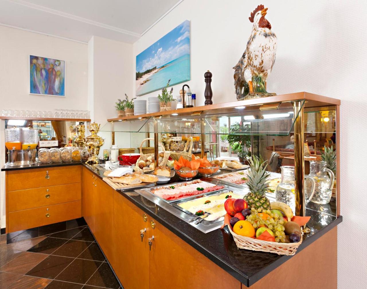 Hotel Greinwald Marktoberdorf Bagian luar foto